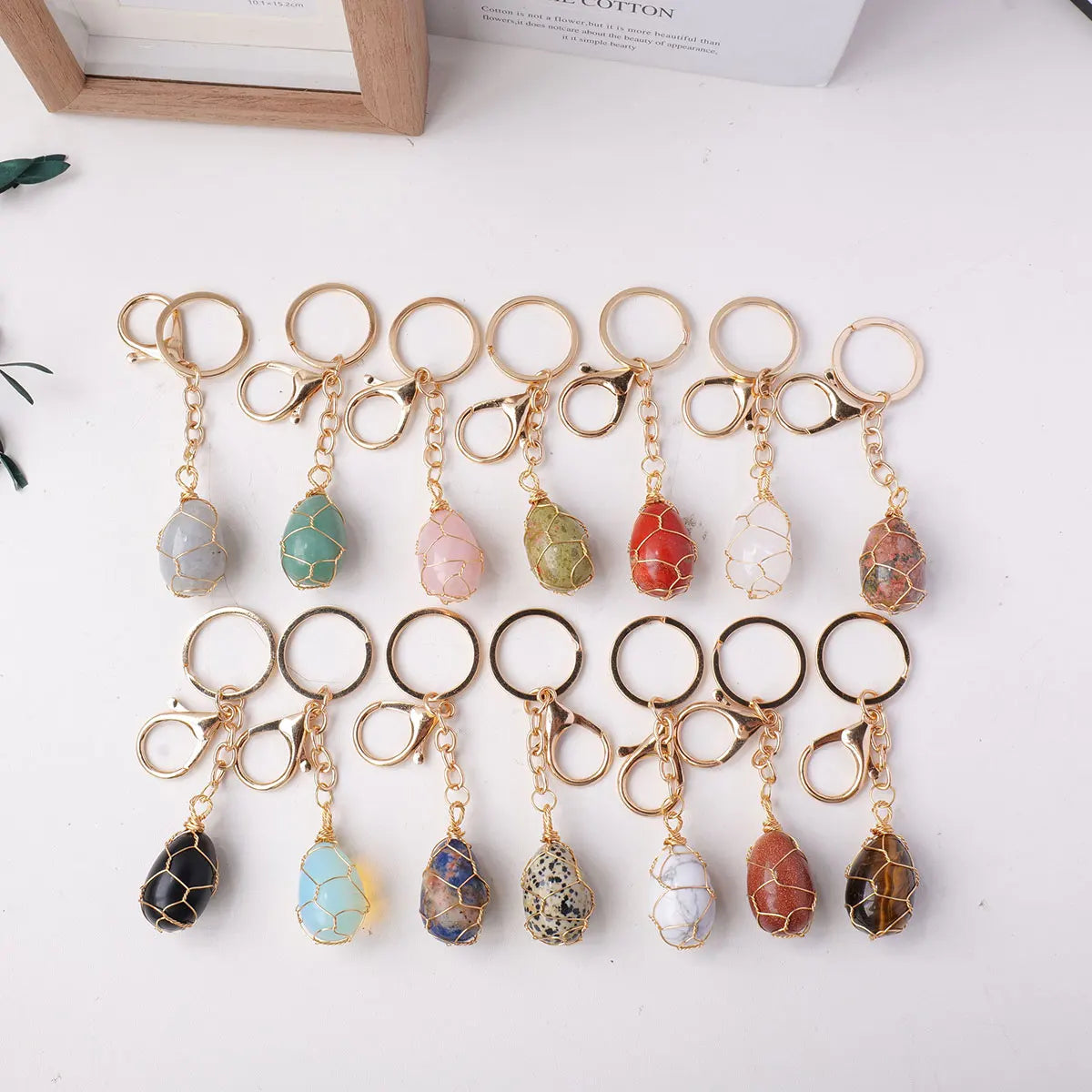 1PC Natural Gem Stone Keychains Clear Quartz Mini Egg Amethyst Key Chain For DIY Car Key Rings Chains